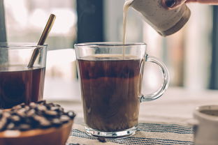 蛋糕与咖啡奶茶品牌的完美融合，探索甜品与茶饮的无限可能