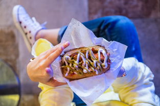 彩虹零食品牌，色彩斑斓的味蕾冒险